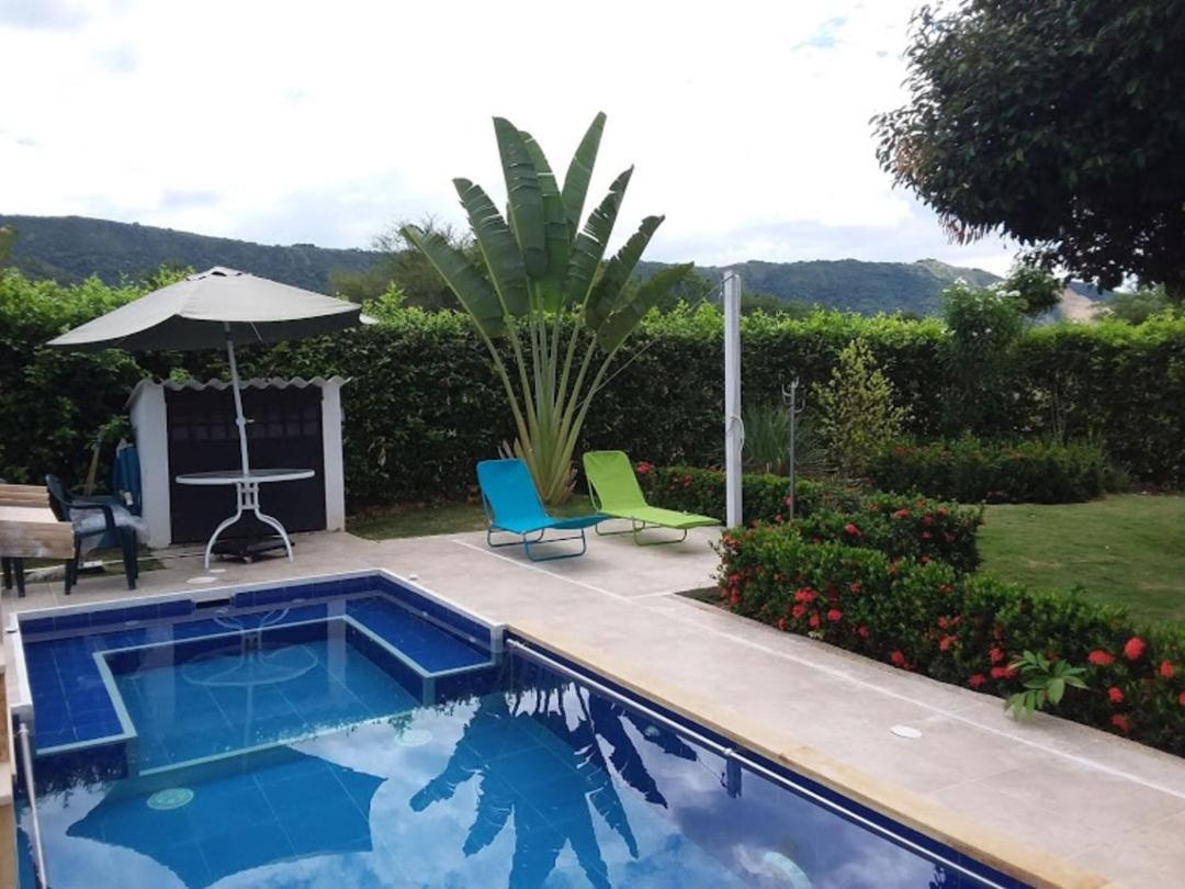 C&h Casa Campestre El Oasis Girardot