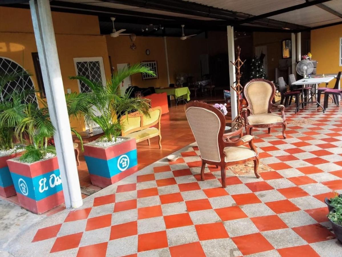 C&h Casa Campestre El Oasis Girardot Couette-café 3*